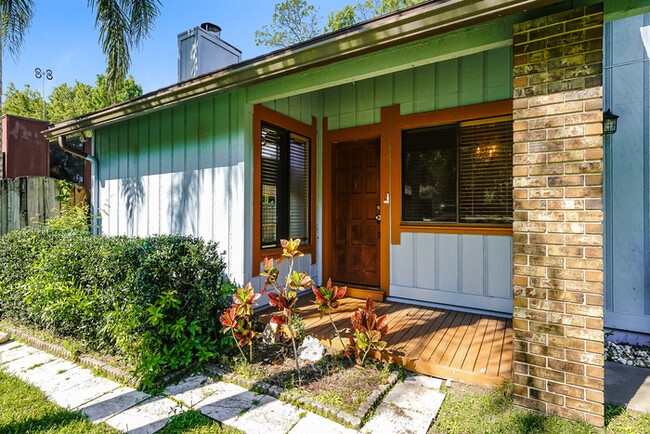 Photo - 55 Windrift Ct