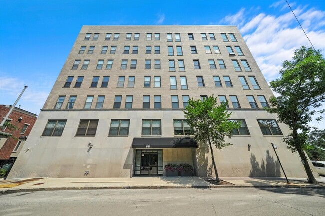 Photo - 811 S Lytle St Condo Unit 216