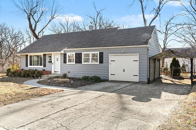 Photo - Remodeled 2 Bedroom 1.5 Bath - Overland Park