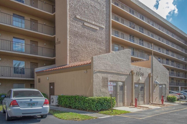 Photo - 4550 NW 18th Ave Unit 104