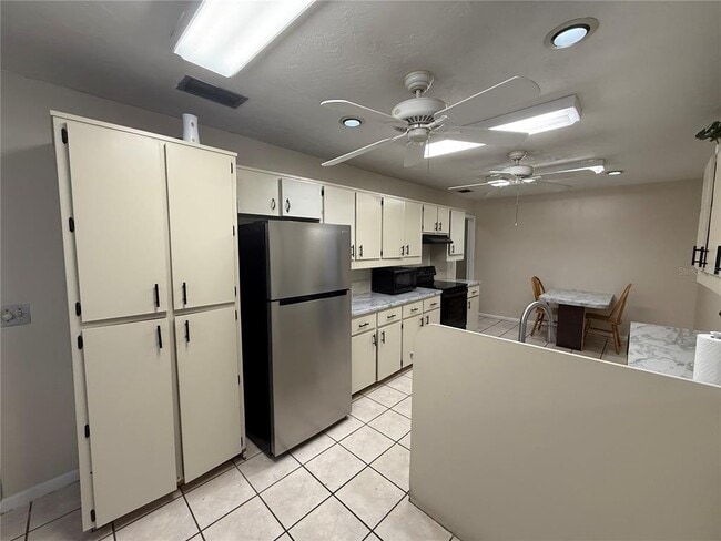 Photo - 8221 Malvern Cir