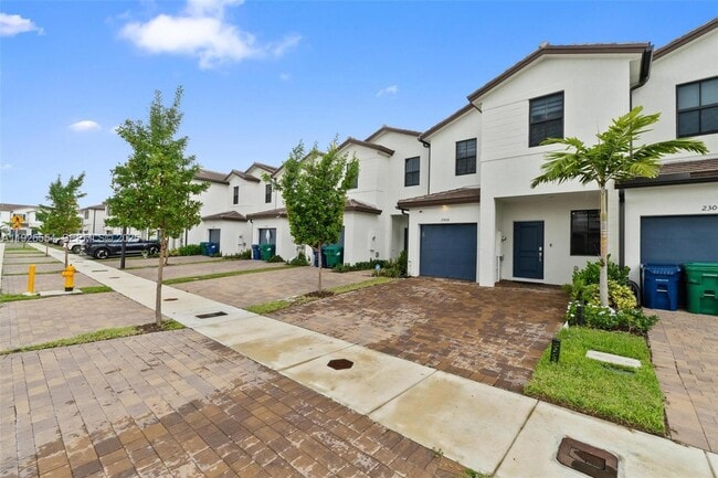 Photo - 23016 SW 129th Ct