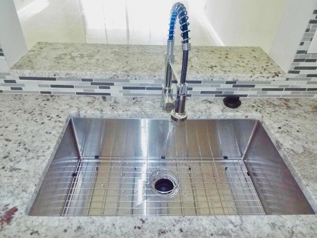 Photo - 3350 Perimeter Dr Unit 1323