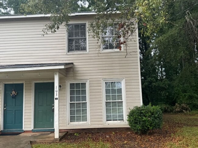 Building Photo - 103 Peachtree St Unit B Rental