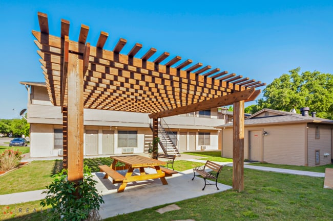 Photo - 1513 Santa Fe Dr Unit Apt 1