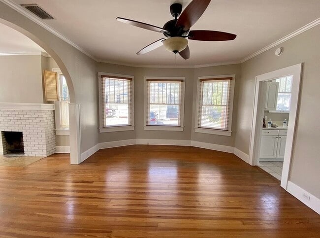 Photo - 865 13th Ave N