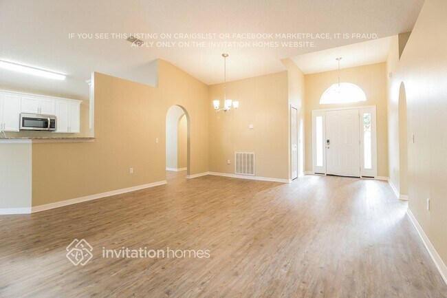 Photo - 1924 Corner Glen Dr