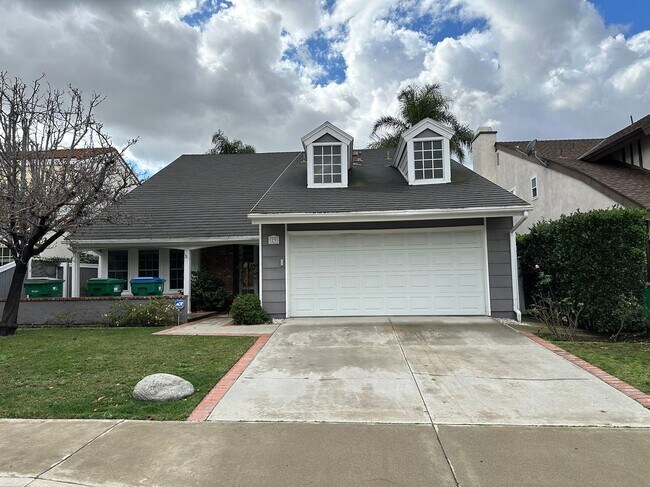 4 BEDROOM HOME FOR LEASING IN Irvine - 4 BEDROOM HOME FOR LEASING IN Irvine