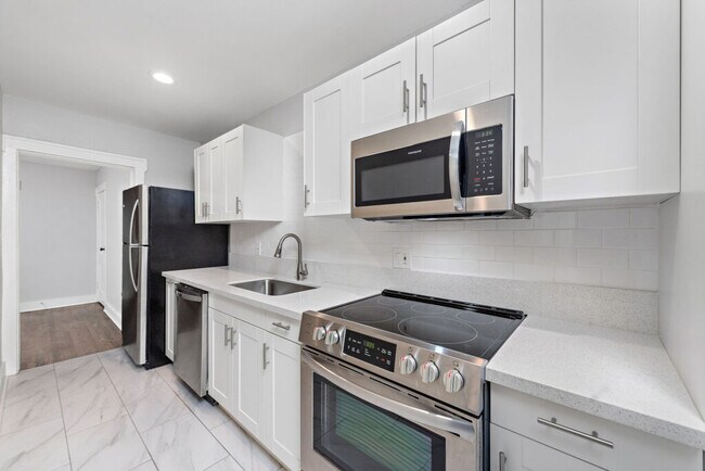 Photo - 2805 Charlotte