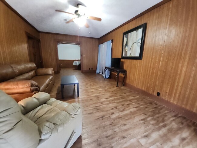 Photo - 4214 Ferndale Dr