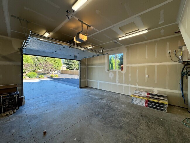 1 Graveline Rd