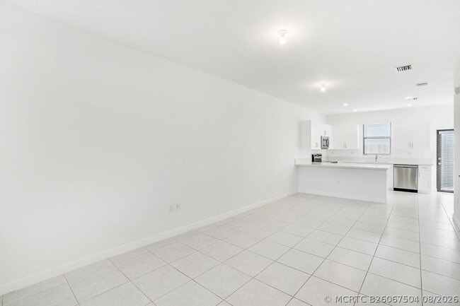 Photo - 2839 SW 16th Terrace
