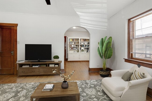 Photo - 1026 Washington Street