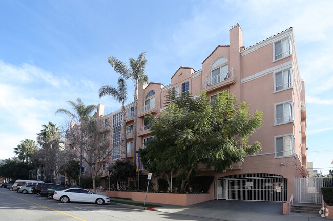 Cloverdale Towers