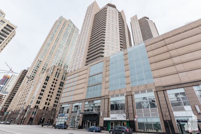 Building Photo - 545 N Dearborn St Unit #1611 Rental