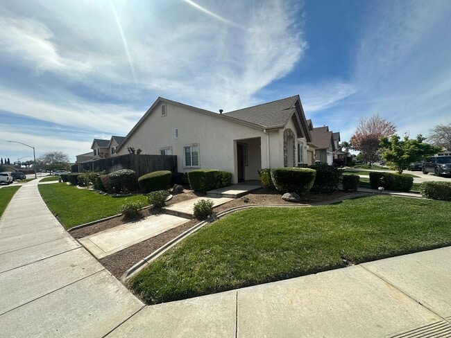 Photo - 2462 Gallery Dr