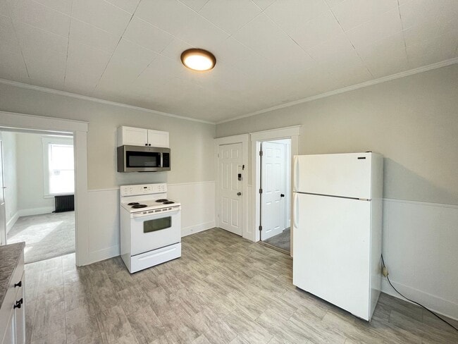 Photo - 73 6th St Unit B