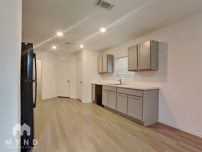 Photo - 5233 Elrington Vly Ln