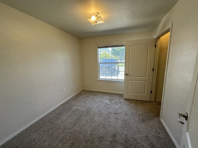Photo - 11839 Cloverbrook Ln