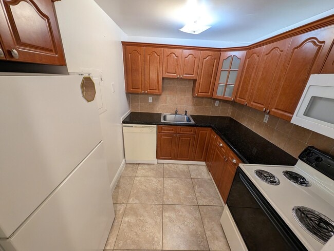 Photo - 1720 NW N River Dr Unit 209