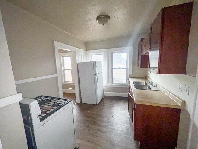 Photo - 390 E 162nd St