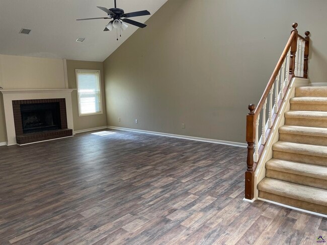 Photo - 104 Williamsburg Ave