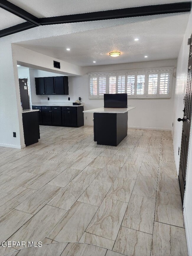 Photo - 3317 Wayside St