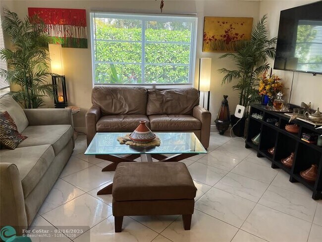 Photo - 639 W Oakland Park Blvd Unidad 104-D