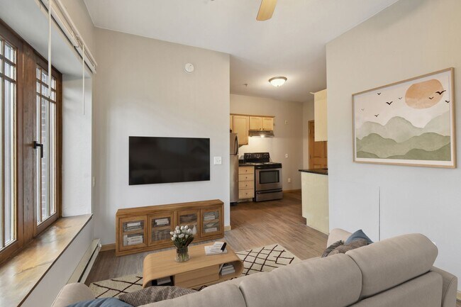 Photo - St. George Apartments