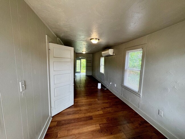 Photo - N. McKinley Ave - Triplex Unit A