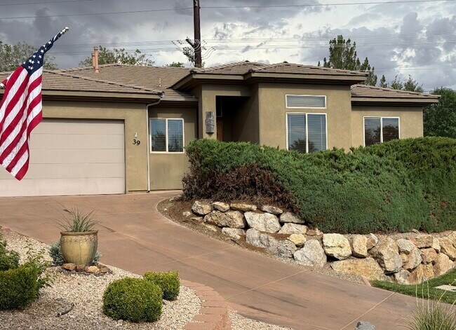 1854 Stonebridge Dr