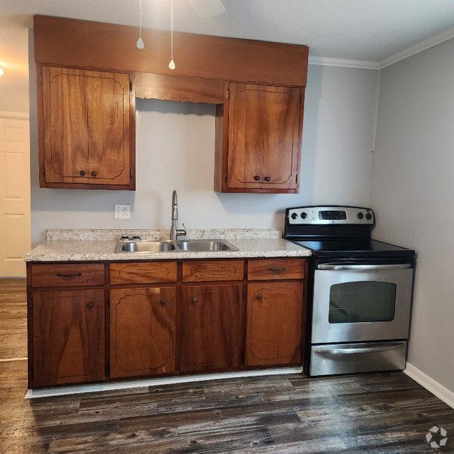 Building Photo - 137 Hendricks Blvd Rental
