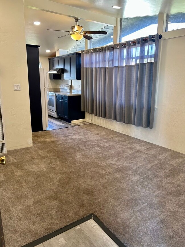 Photo - Updated San Leandro apartment! Unidad 16105 Marcella St.