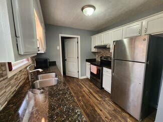 Photo - 573 Somerset Ln