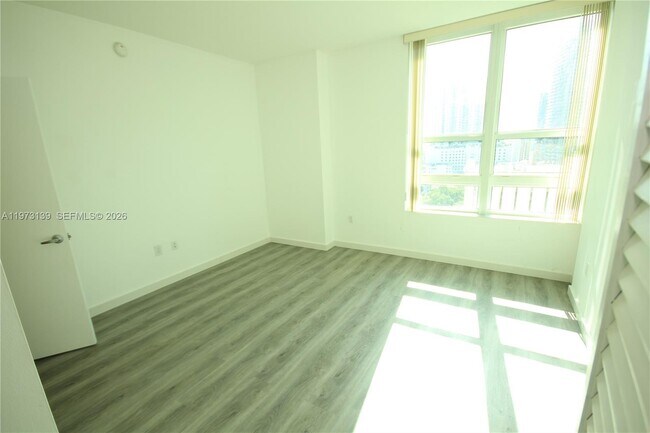 Photo - 951 Brickell Ave Unit 1409