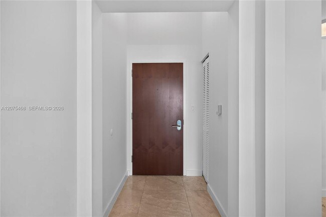 Photo - 31 SE 5th St Unit 4212