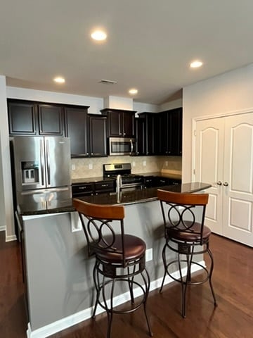Photo - 7043 Woodsbay Lane