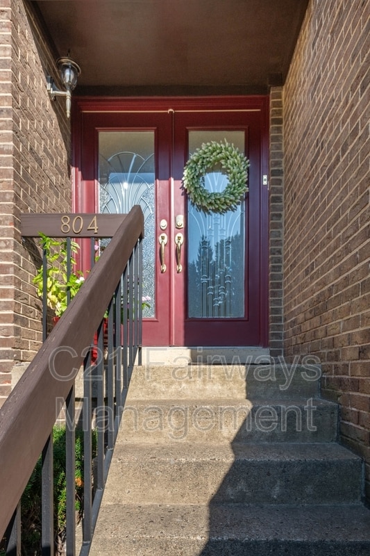 Photo - 804 Fairways Dr