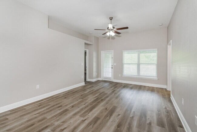 Photo - 1225 Sheridan Bay Dr