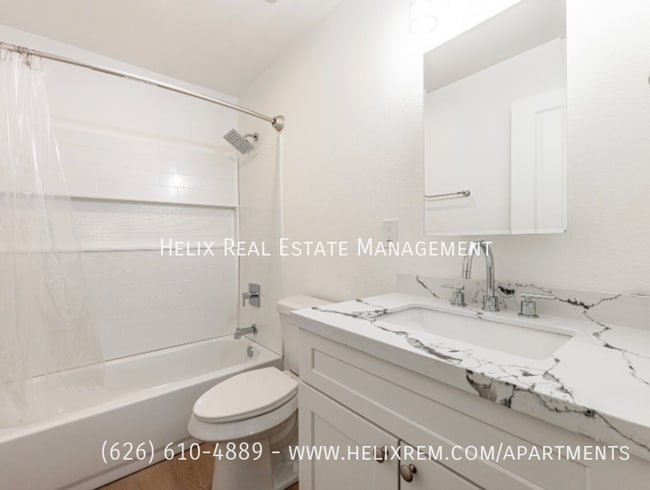 Building Photo - 6353 Rosemead Blvd Unit B-114