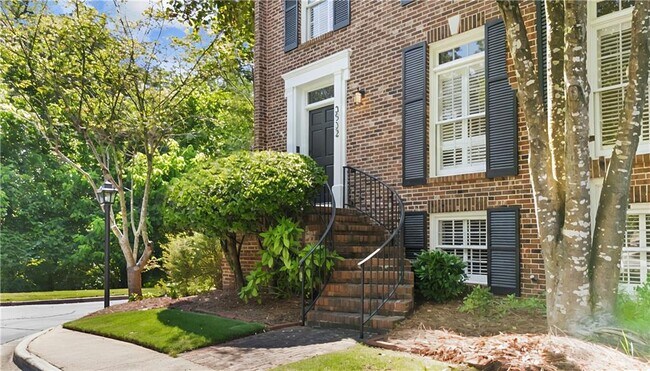 Photo - 3532 Paces Pl NW