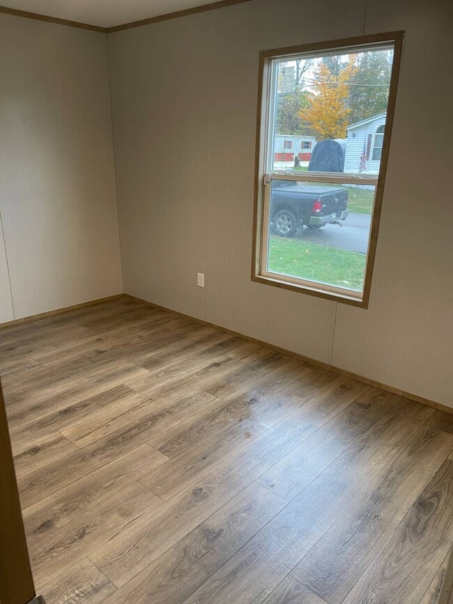 Photo - 6621 W Ridge Rd