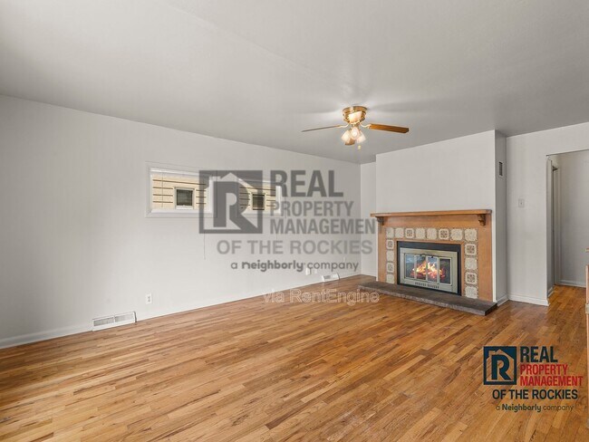 Photo - 1401 Broadview Pl