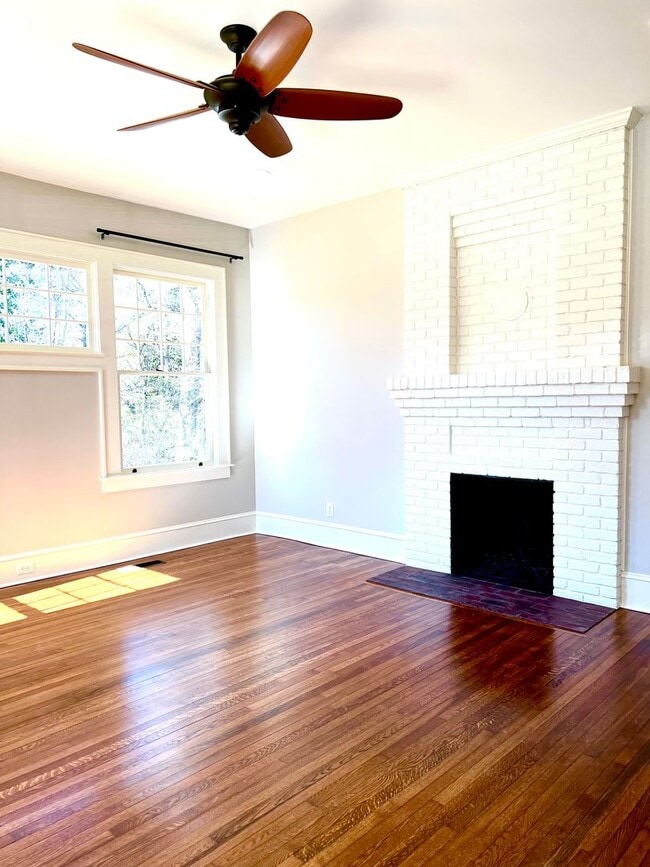 Photo - Historic Downtown Hendersonville! Beautifully restored 3 bedroom 2 bath home for rent