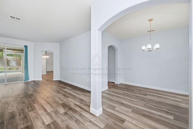 Photo - 15601 Grays Harbor Way