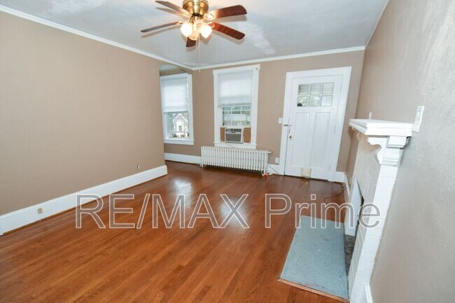 Photo - 201 Park Rd Unit B