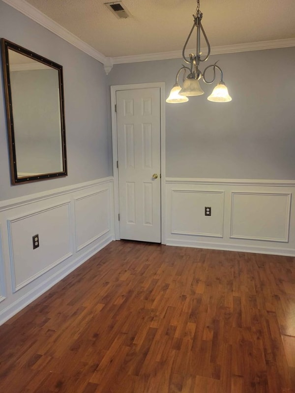 Photo - 2624 Guyer St