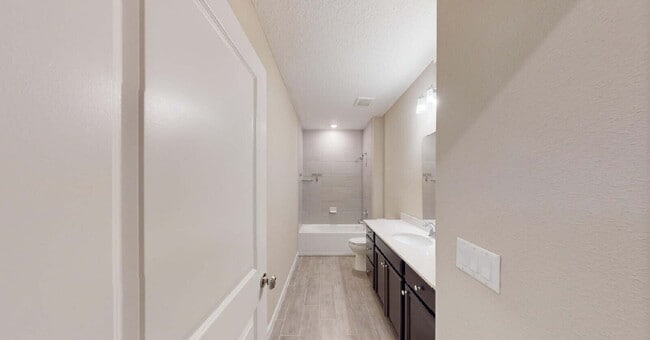 Photo - 3965 Cloverdale Ct