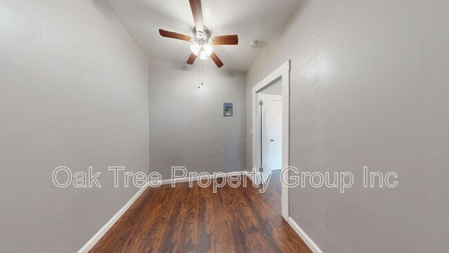 Photo - 2044-2046 International Blvd