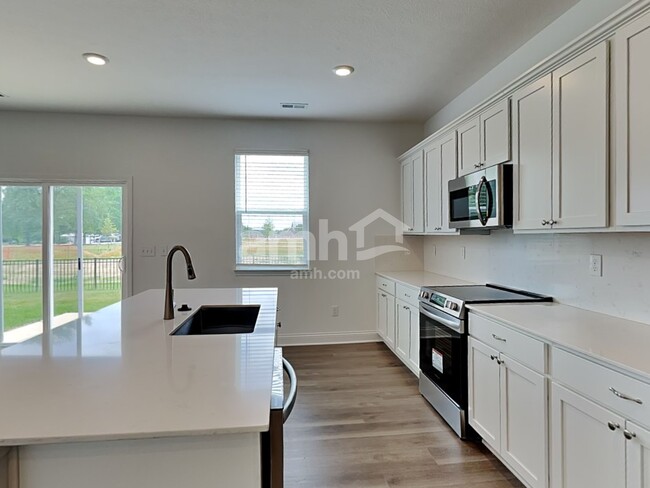Photo - 202 Kramer Mills Dr